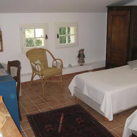 Clos Sainte-garde Saint Didier (Vaucluse)