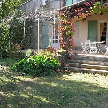 Clos Sainte-garde Couette-café *